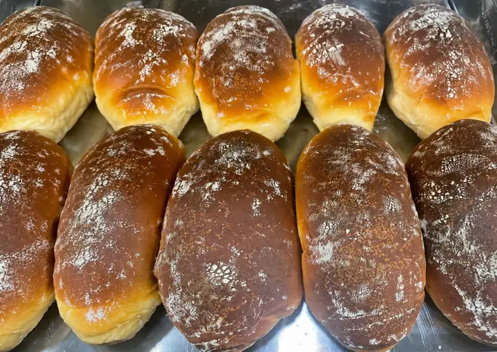 Pães caseiros recém-assados